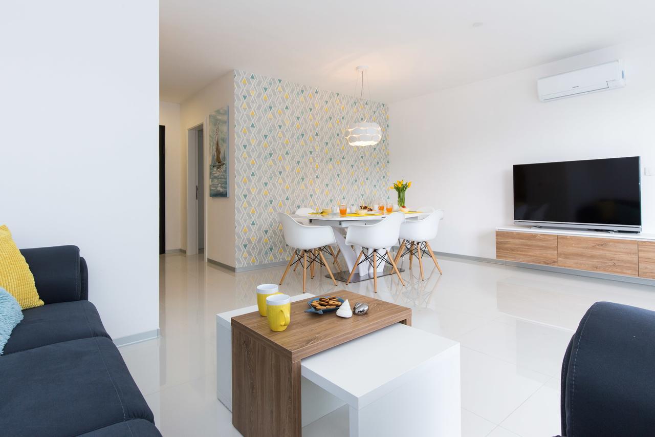 Orfeo Apartment Krk Town Exterior photo